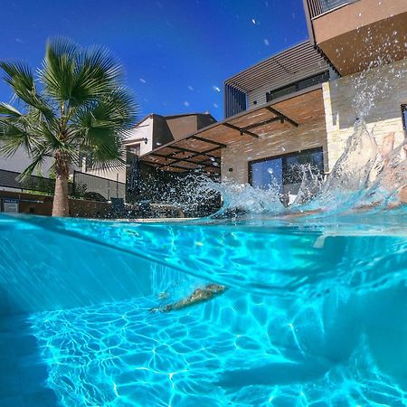 Almi-Cove Hilltop Villas 알미리다 외부 사진
